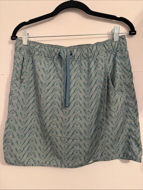 Green Patagonia Skort w/ Pockets woman’s small